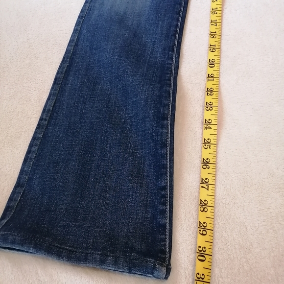 Guess Bootcut Jeans - Picture 9 of 10